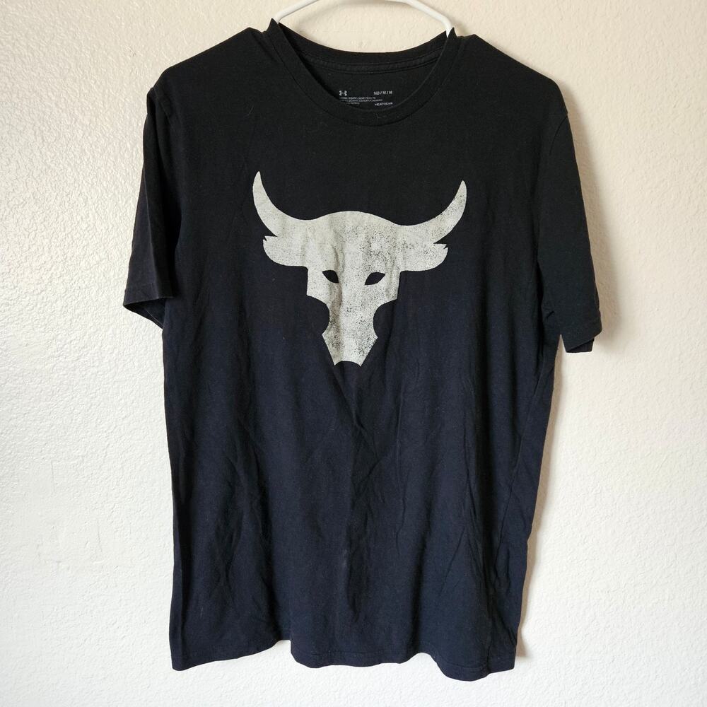 The rock under armour shirt mens medium